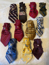Load image into Gallery viewer, Twisted Necktie