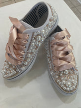 Load image into Gallery viewer, Bling low top shoes